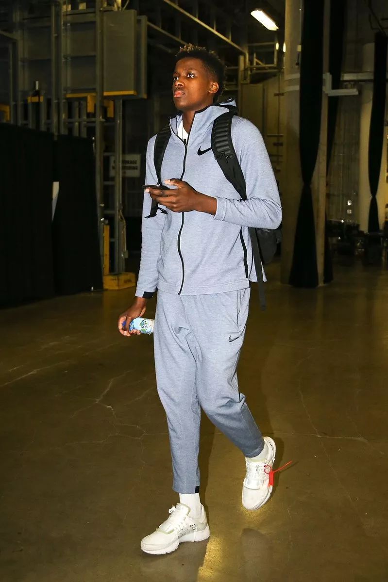 迪马：皮奥利即将正式从佛罗伦萨下课，双方正在敲定分手条件（迪马：皮奥利将离任佛罗伦萨主帅，双方正商谈解约条款）