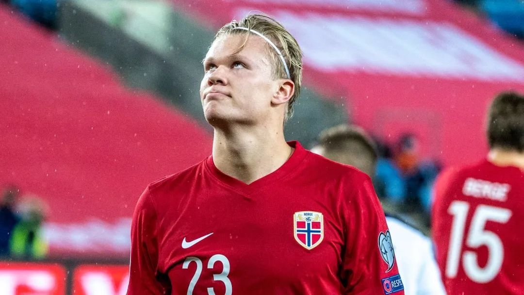 阿坎吉谈意甲海外比赛：我不喜欢这样，长途旅行和时差是问题（阿坎吉评意甲海外赛：不支持此举，长途奔波与时差成难题）