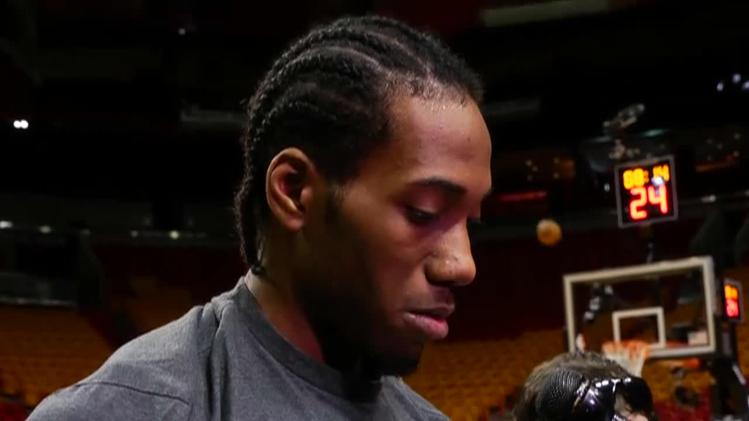 C罗一家海边度假，乔治娜晒比基尼展示性感身材（C罗携家人海边度假，乔治娜比基尼亮相秀火辣曲线）