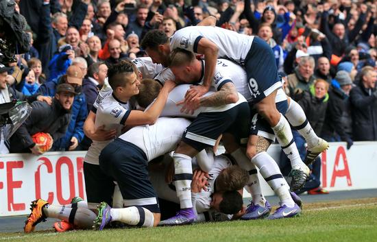 米体：伊尔迪兹和尤文续约谈判依旧没进展，球员希望提高薪资（米体：尤文与伊尔迪兹续约谈判仍无进展，球员提出加薪诉求）