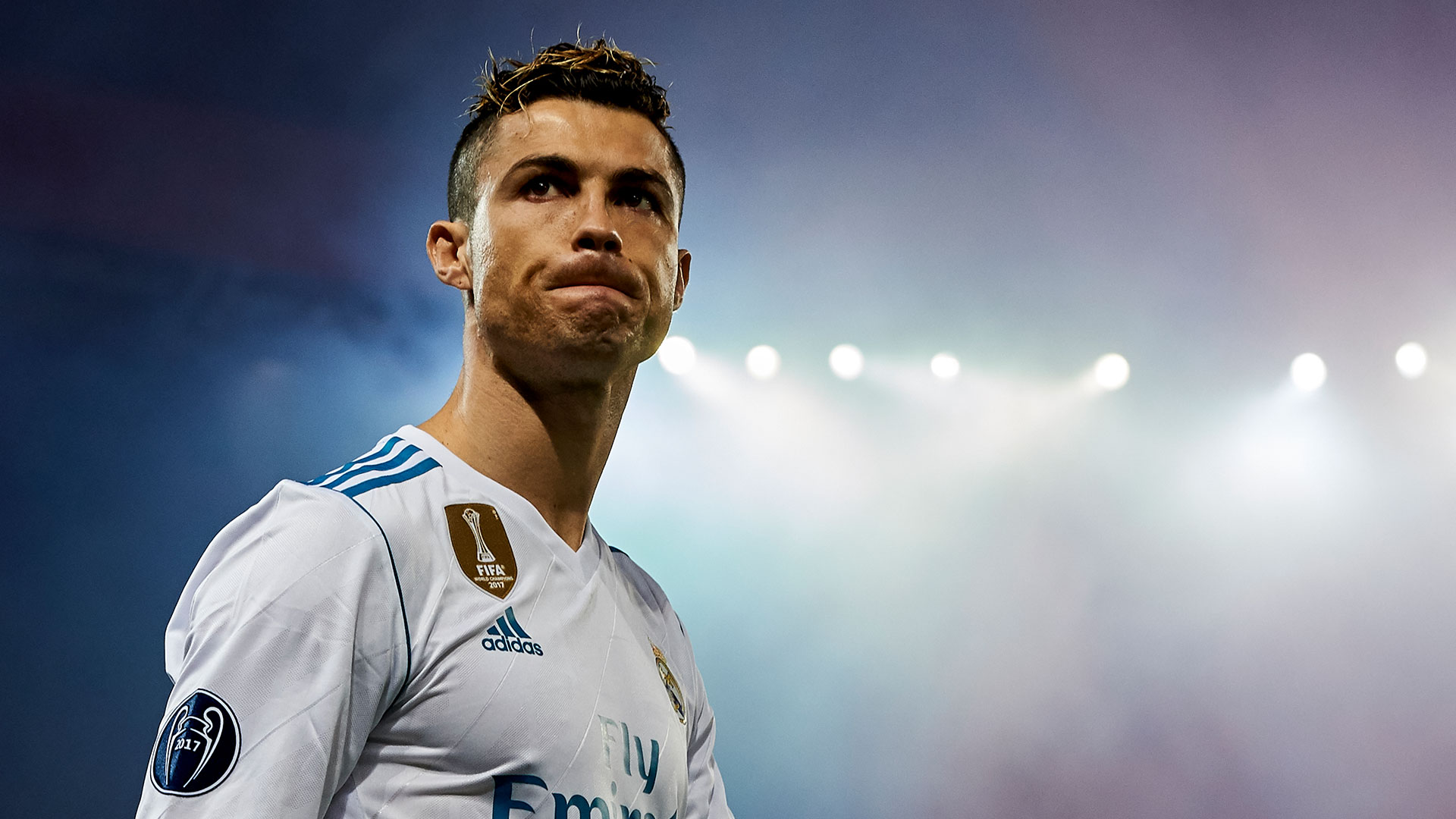 618万人次“涌入”球场，中超球市迈进“最好的时代”（618万人次走进球场，中超球市迎来黄金时代）